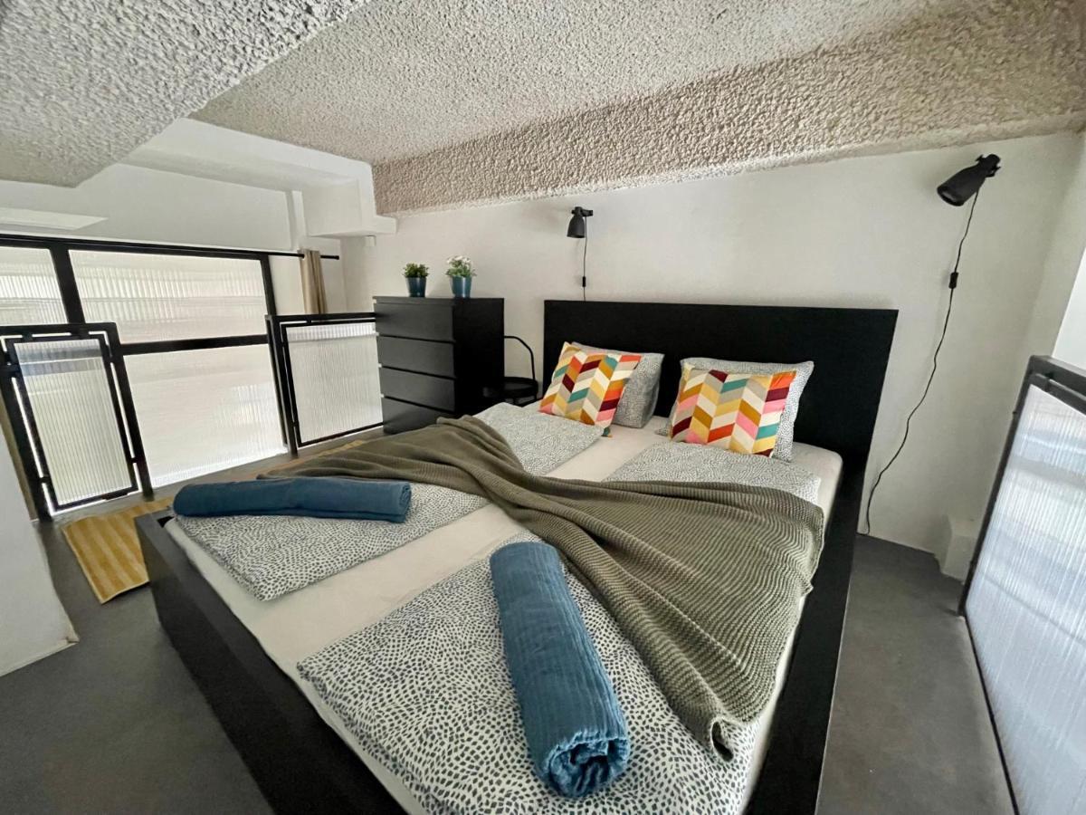 Inbp05 Studio #freeparking * Budapeste